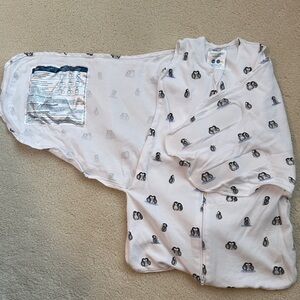 Halo SleepSack Swaddle with Penguin Design 0-3 months